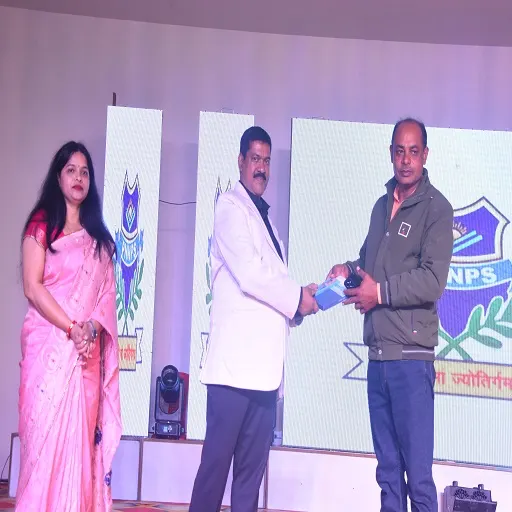 Award Image 2